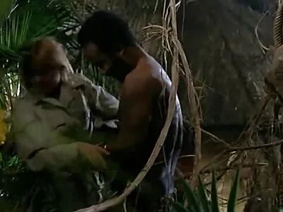 Busty Latina டீனேஜ் கண்டிப்பான ஆசிரியரை சிறந்த முறையில் பழிவாங்குகிறது