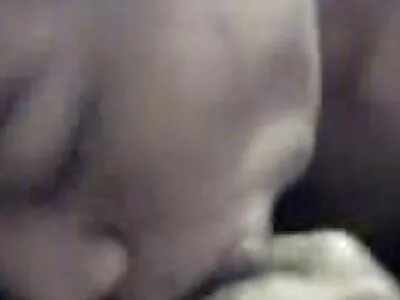 கவர்ச்சியான MILF அலெக்சிஸ் ஃபாக்ஸுக்கு ஒரு சரியான கருப்பு சேவல் தேவை