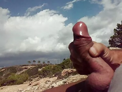 POV யில் சிக்கிய போது குட்டி குழந்தை மகிழ்ச்சியில் கத்துகிறது