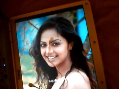 இரண்டு தம்பதிகள் ஊசலாட்டத்துடன் நான்கு ஃபக் பார்ட்டி வைத்திருக்கிறார்கள்